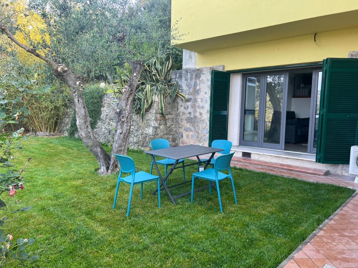 Bikeandclimb B&B Finale Ligure Exterior foto